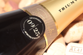 2016 XIV Triumvirat - Grande Cuvee Brut | Raumland